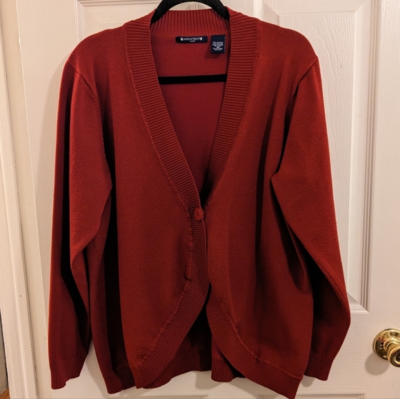 Architect Sweaters - Architect dark red, one button cardigan, size 3X